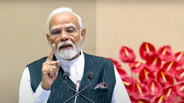 ওপাশ থেকে গুলি চললে, এপাশ থেকে গোলা চলবে: মোদি ওপাশ থেকে গুলি চললে, এপাশ থেকে গোলা চলবে: মোদি