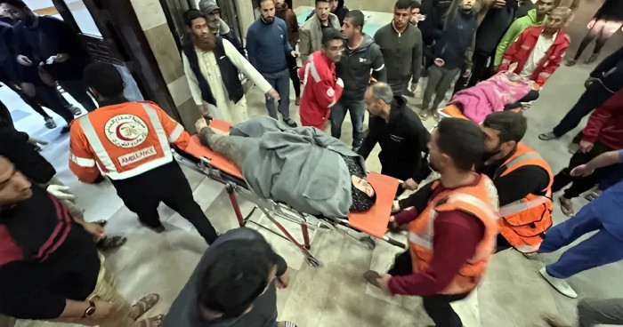 গাজায় মধ্যরাতের ইসরায়েলি হামলায় নিহত ৫১ ফিলিস্তিনি