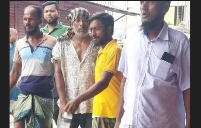 শিবচরে ডাকাত ধরে গণধোলাই, পুলিশে সোপর্দ