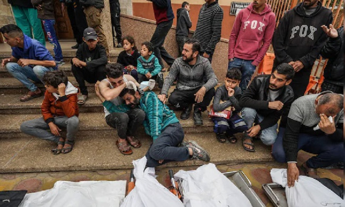 গাজায় একদিনে নিহত আরও ৬৯ ফিলিস্তিনি