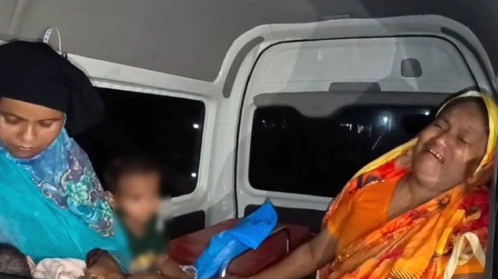 সিন্ডিকেটের বাধায় ৪০ মিনিট আটকা অ্যাম্বুলেন্স, প্রাণ গেল নবজাতকের