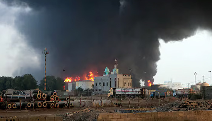 ইয়েমেনের বিদ্যুৎকেন্দ্রে ইসরায়েলের ক্ষেপণাস্ত্র হামলা