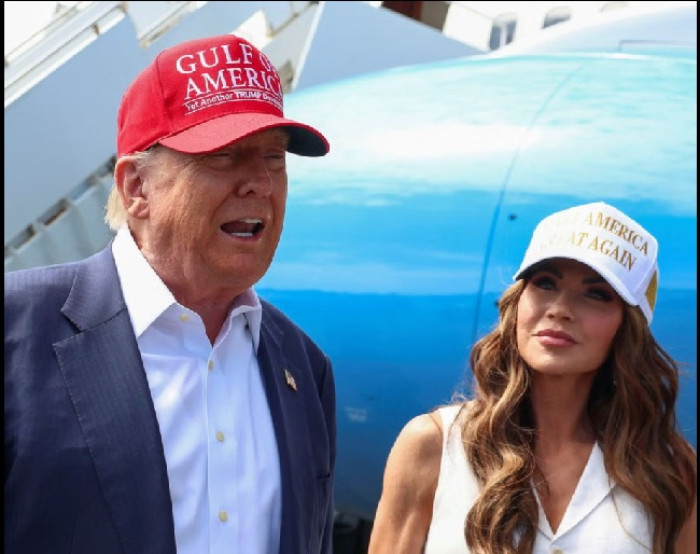 ট্রাম্প প্রশাসনের সমালোচনায় ‘খোলা চিঠি’, বরখাস্ত অন্তত ৩০ কর্মকর্তা