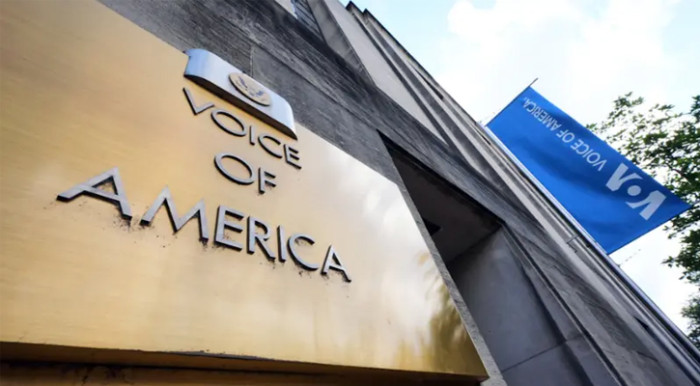 ট্রাম্প প্রশাসন ভিওএ-র ৫০০ সাংবাদিককে ছাঁটাইয়ের সিদ্ধান্ত নিয়েছে