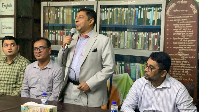 ব্রাহ্মণবাড়িয়া পাবলিক লাইব্রেরিতে- ‘বই এর জন্য ৬০ মিনিট'