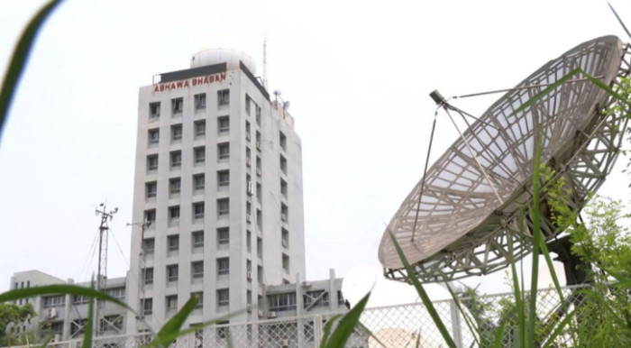 আগামী ৫ দিনে দেশের বিভিন্ন অঞ্চলে বৃষ্টি ও বজ্রসহ বৃষ্টির সম্ভাবনা আগামী ৫ দিনে দেশের বিভিন্ন অঞ্চলে বৃষ্টি ও বজ্রসহ বৃষ্টির সম্ভাবনা