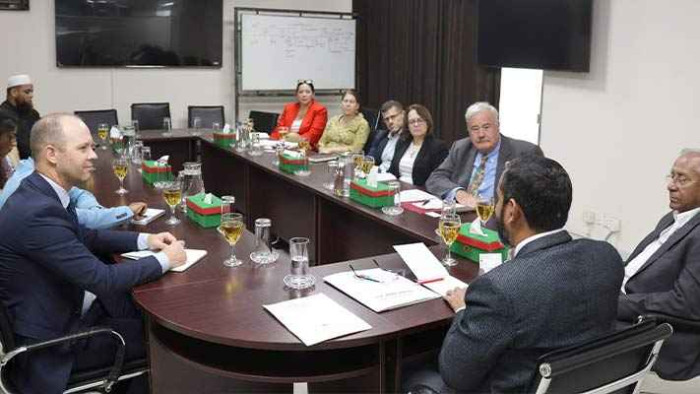 ইসির সঙ্গে যুক্তরাষ্ট্রের পর্যবেক্ষক সংস্থার সৌজন্য সাক্ষাৎ