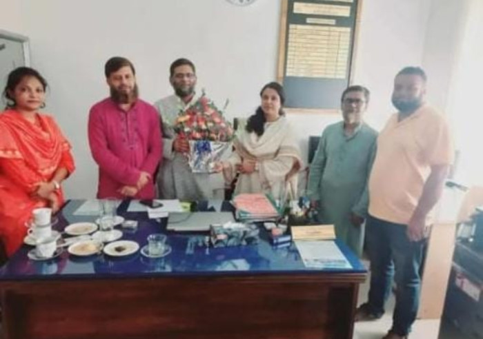 ছবি সংগ্রহীত ছবি সংগ্রহীত