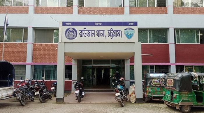 আতঙ্কের জনপদ রাউজান : ১৫ মাসে ১৭ খুন