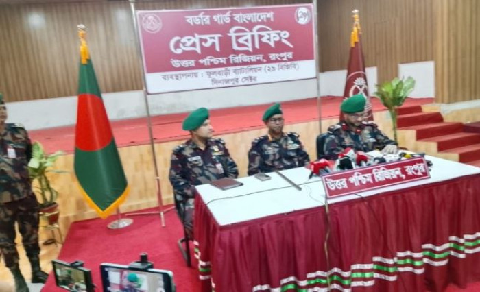  দিনাজপুর বিজিবি সেক্টরে সীমান্ত বিষয়ে সংবাদ সম্মেলন