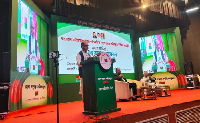 অচিরেই দেশে ফিরে রাজনীতির হাল ধরবেন তারেক রহমান: মির্জা আব্বাস