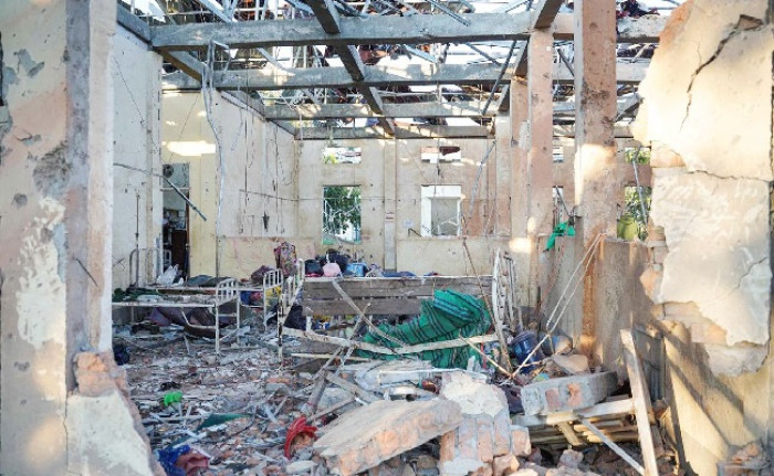 মিয়ানমারে হাসপাতালে জান্তার বিমান হামলায় নিহত ৩১