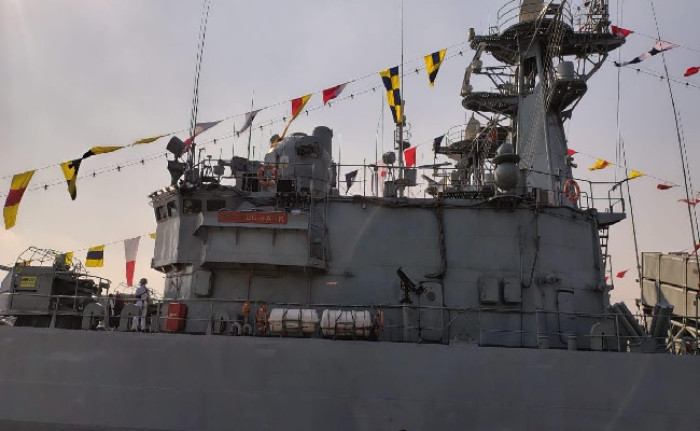 বিজয় দিবসে মোংলায় দর্শনার্থীদের জন্য উন্মুক্ত নৌবাহিনীর যুদ্ধ জাহাজ