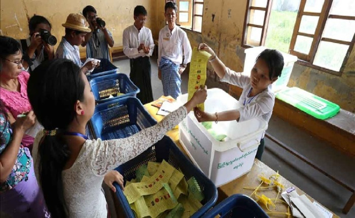 ৫ বছর পর জান্তাশাসিত মিয়ানমারে নির্বাচন আজ, চলছে ভোটগ্রহণ